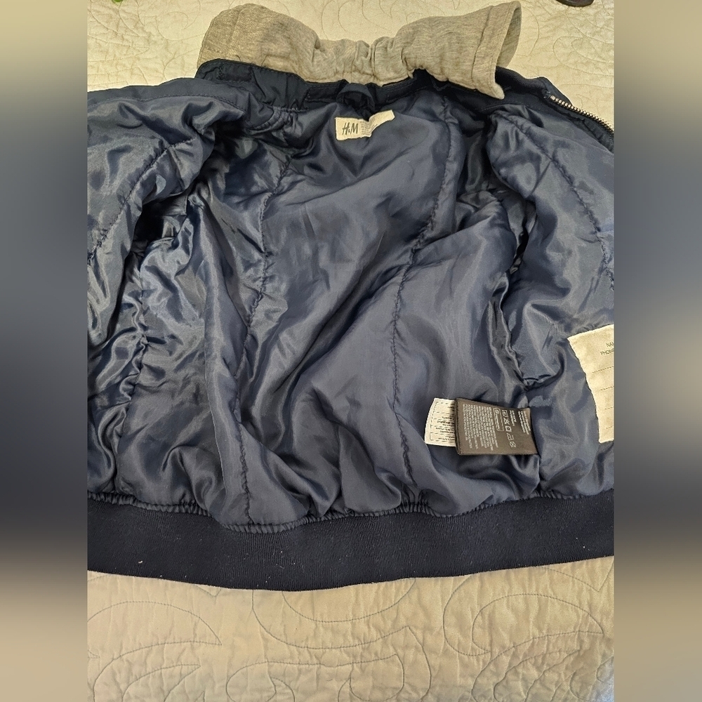 H&M Navy Jacket and Grey Removable Hood Boys Size 2-4 Years - Picture 3 of 11